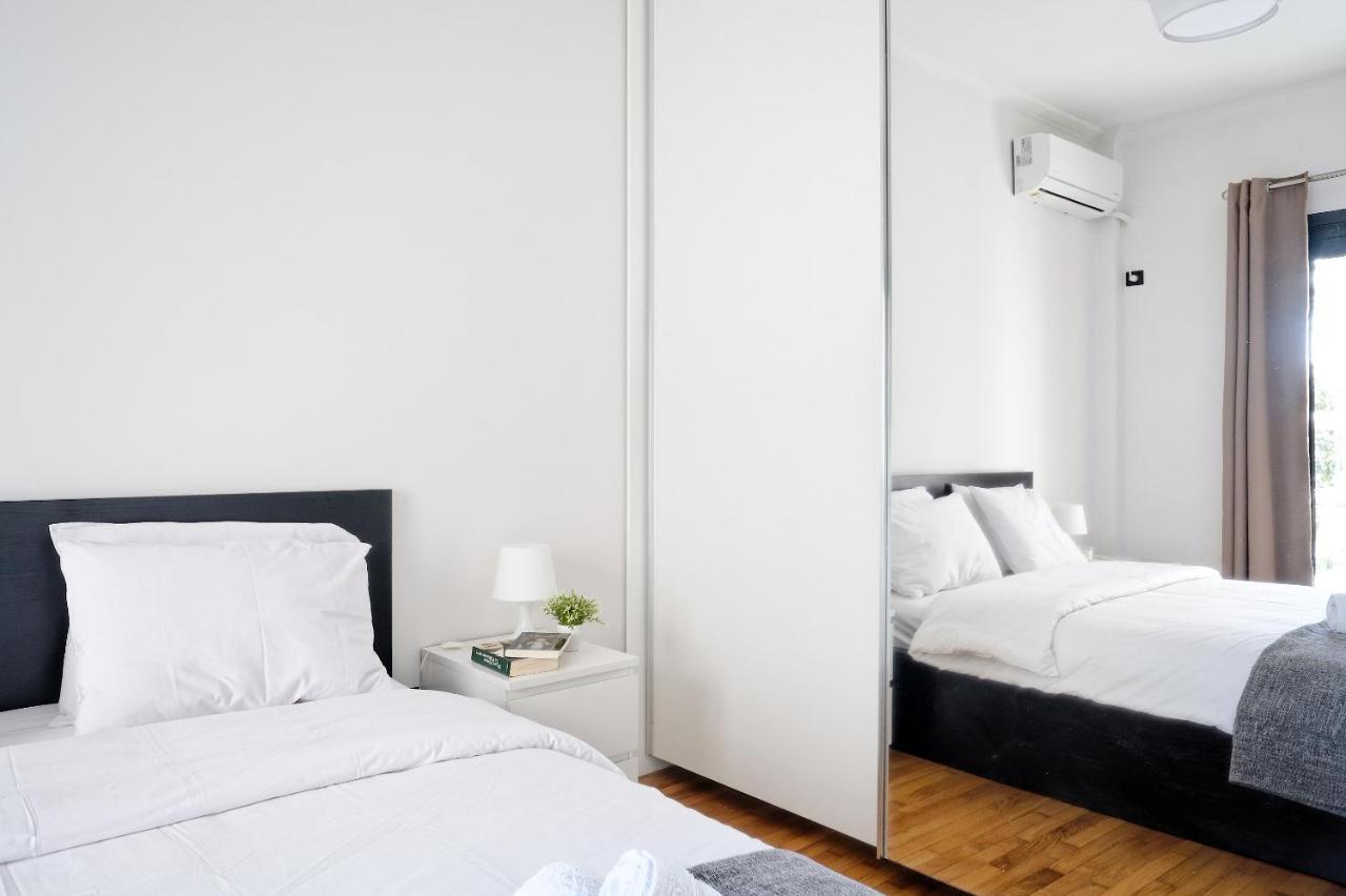 Glyfada Breeze Apartments أثينا المظهر الخارجي الصورة